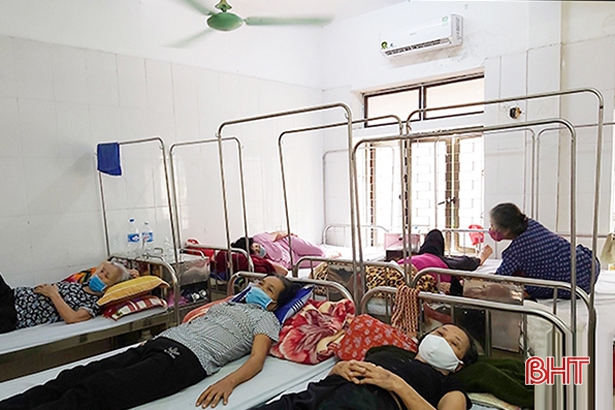 Các bệnh viện Hà Tĩnh đồng loạt triển khai giải pháp chống nóng cho bệnh nhân