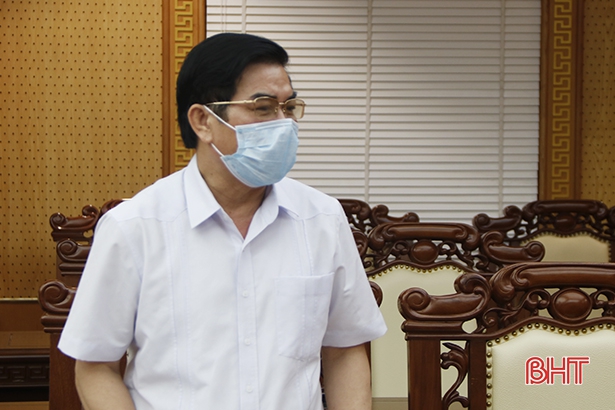 Bí thư Tỉnh ủy Lê Đình Sơn: Hà Tĩnh chủ động thích ứng với dịch, tập trung cao nhất thúc đẩy sản xuất - kinh doanh