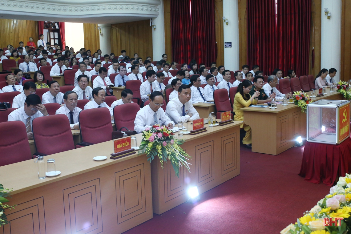 Đoàn kết, thống nhất thực hiện thắng lợi Nghị quyết Đại hội Đại biểu Đảng bộ Khối CCQ&DN Hà Tĩnh lần thứ XVI