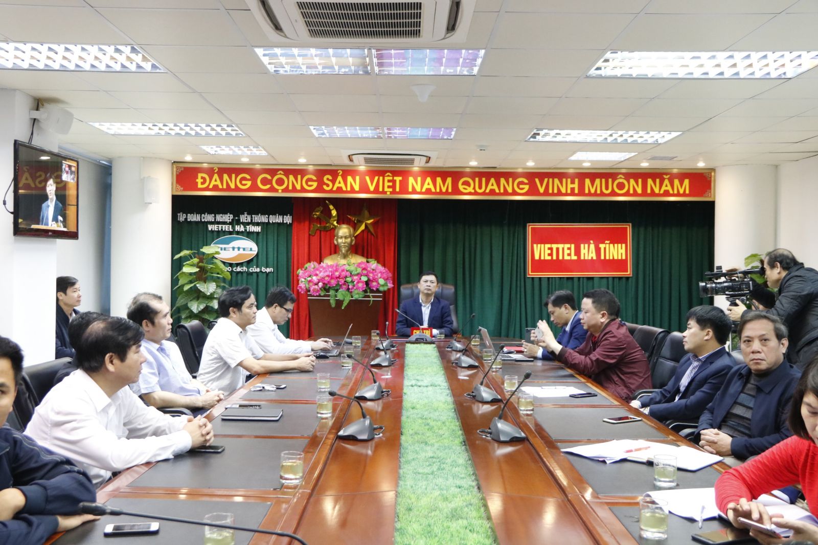 Khi có dịch Corona, cần tiếp nhận, cách ly, điều trị triệt để ca bệnh tại địa phương