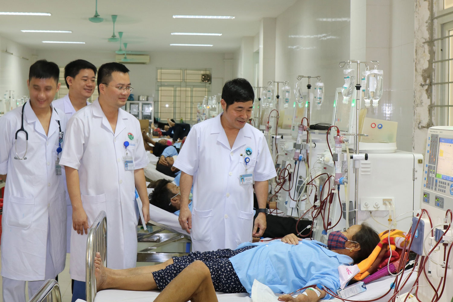 Phát triển hệ thống y tế Hà Tĩnh theo hướng hiện đại, đáp ứng nhu cầu chăm sóc sức khỏe của Nhân dân