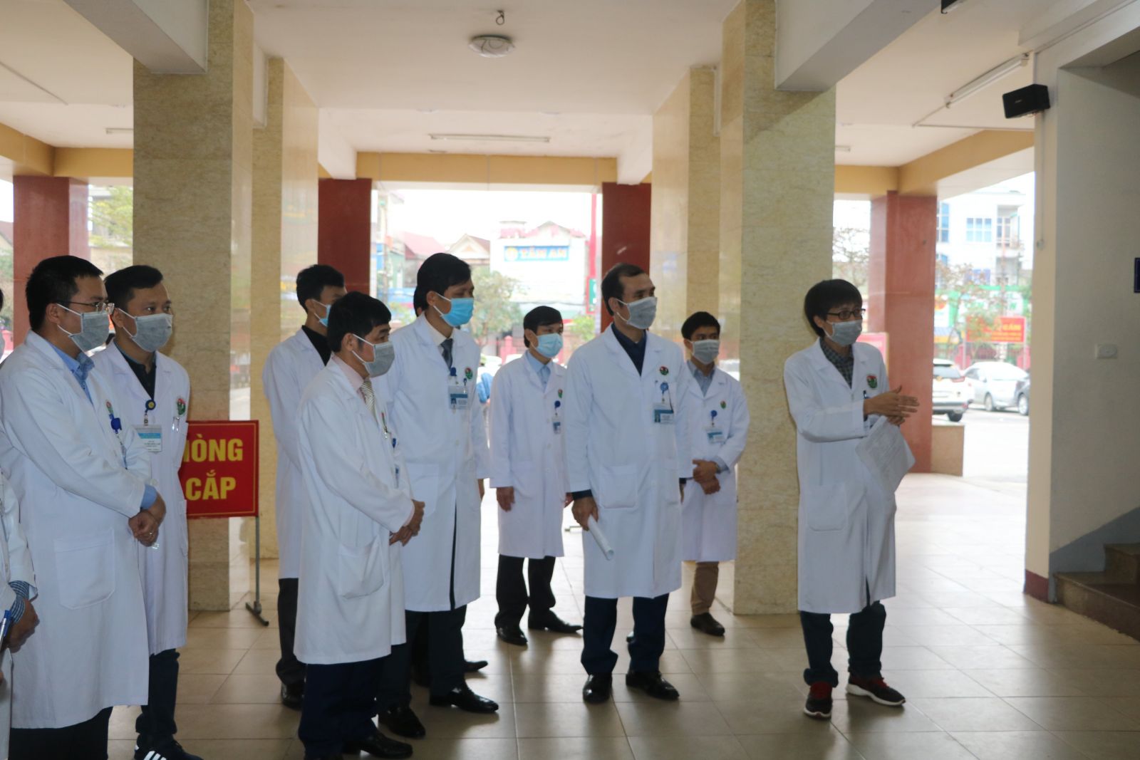 Bệnh viện Đa khoa Hà Tĩnh diễn tập phòng chống dịch viêm phổi cấp 